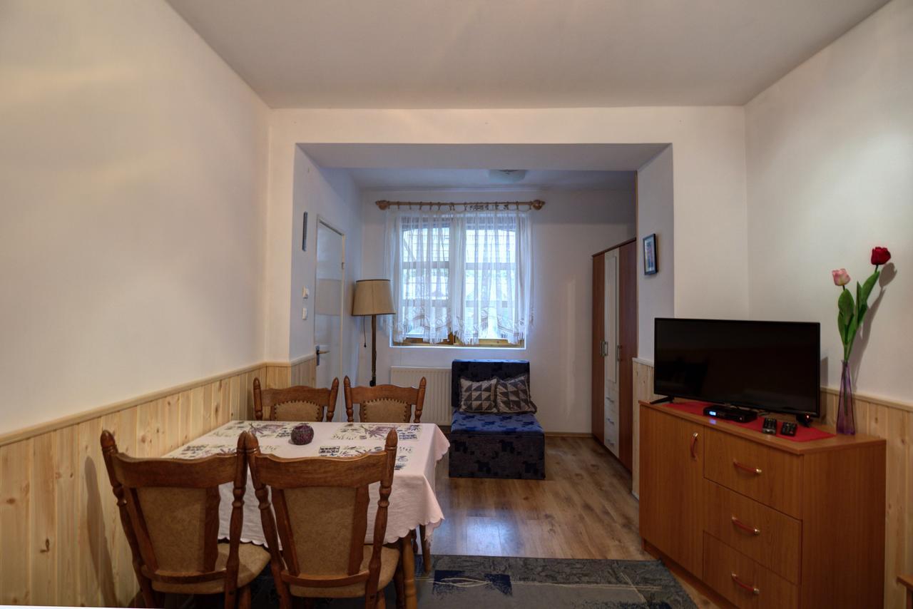 Oázis Apartman Eger Exterior foto