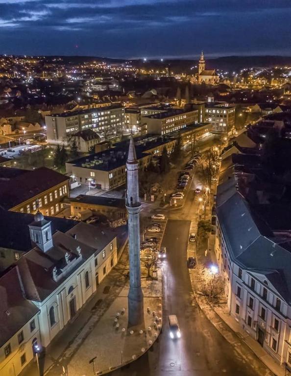 Oázis Apartman Eger Exterior foto
